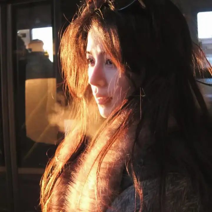 以我晚星映海川