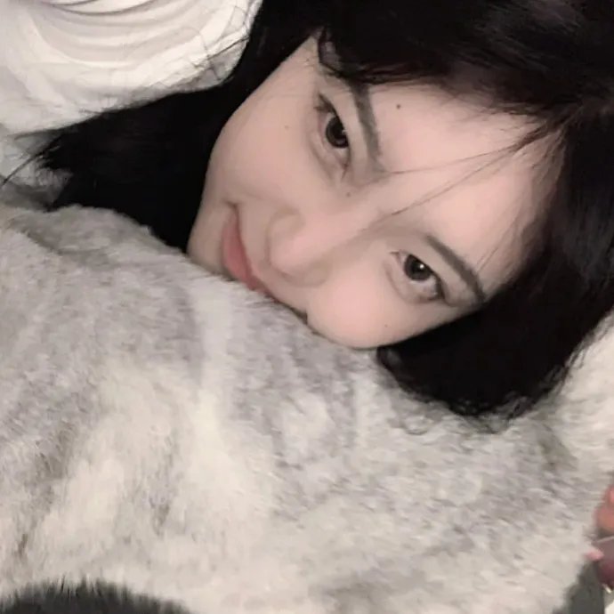 茉莉·梦妮与神奇的催眠书